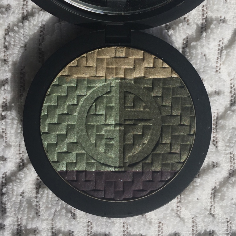 Giorgio Armani Jacquard Eye Palette 1
